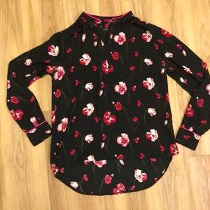 Banana Republic Long Sleeve Floral Tunic no flaws!